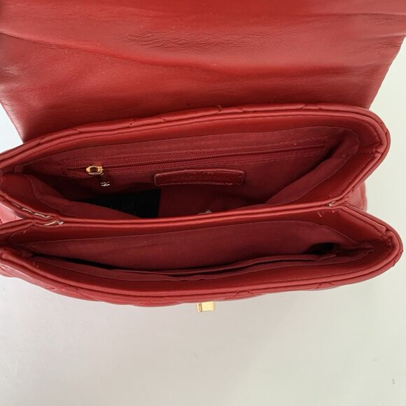 NWT Badgley Mischka Crossbody Bag Red Diamond Quilted Pearls Vegan Leather Glam - Picture 9 of 13